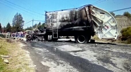 Crece el hartazgo en #Xonacatlán; incendian un camión de basura