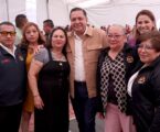 Reconoce Ricardo Moreno a mamás suteymistas, pilares de sus hogares y del servicio público