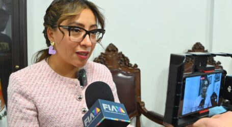 Miriam Silva llama a denunciar violencia digital en la entidad