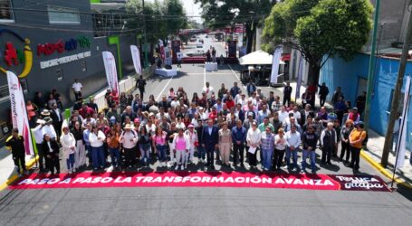 ENTREGAN PAVIMENTADA LA  CALLE FRANCISCO MURGUÍA