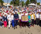 Reúne Rocío Pegueros a más de 280 adultos mayores en caminata por la salud