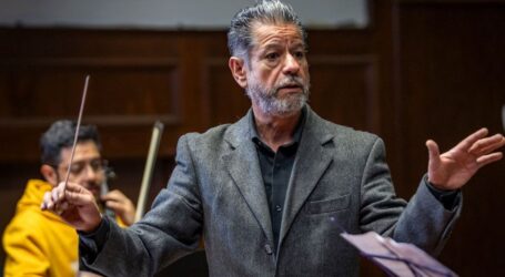 Jairo Saquicoray Ávila encontró en la UAEMéx un hogar para compartir su vocación por la música