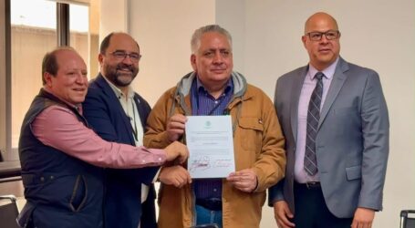 INE entregó constancia de registro a Somos México