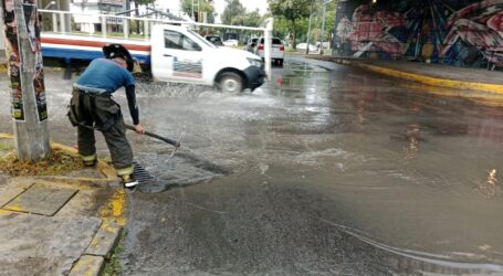Atienden encharcamientos por lluvias con despliegue operativo