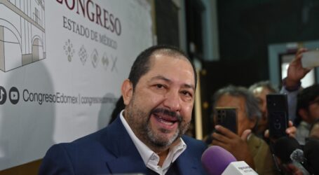 Congreso mexiquense dona 37.96 toneladas para la Croquetmanía