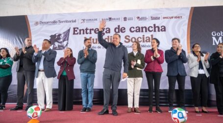 Entrega Ricardo Moreno rehabilitación integral del Parque Laura Méndez de Cuenca