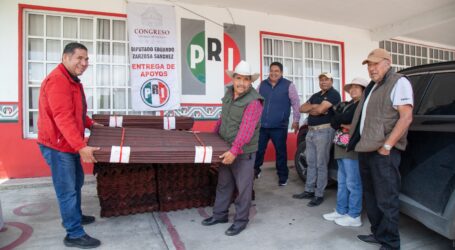 FORTALECE EDUARDO ZARZOSA ECONOMÍA DE FAMILIAS DE SAN FELIPE DEL PROGRESO