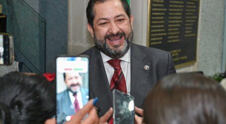 Destaca Francisco Vázquez cumplimiento del Congreso con la transparencia