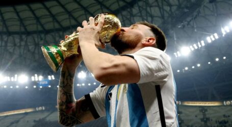 MESSI ANUNCIA RETIRO