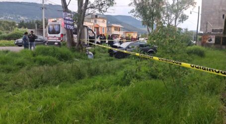 AL ESTRELLARSE CON UN ÁRBOL, MURIÓ UNA PAREJA EN LA SAN FELIPE-IXTLAHUACA