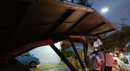 Vandalizan y destruyen en menos de 3 meses parabuses Toluca-Tenango