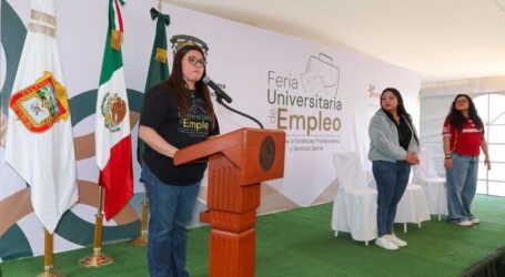 UAEMéx acerca oportunidades laborales a estudiantes y egresados