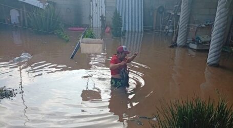 Se inundan casas en Aguatenco y Fallan los aparatos de auxilio