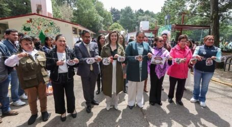 UAEMéx y Gobierno fortalecen la divulgación científica con exposiciones sobre hongos y biodiversidad