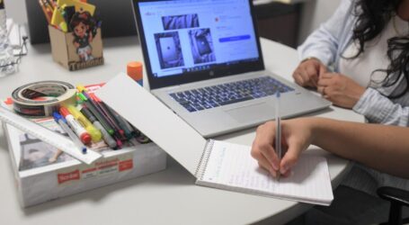 Alerta Seguridad para no comprar Útiles escolares en línea, sin verificar