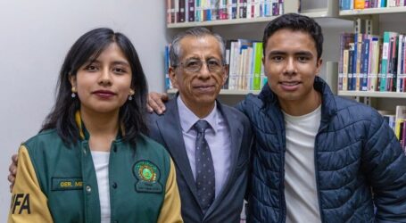Geraldine y Óscar llevan su talento matemático de la UAEMéx hasta Singapur