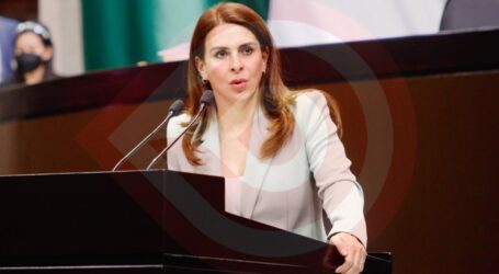 +Operaciones financieras “raras” de la dirigente priista Carolina Viggiano revelan en el estado de Hidalgo; Pone orden la maestra Delfina, ¿Le harán caso?