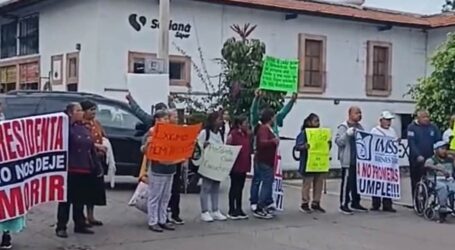 TRUENAN EN VALLE DE BRAVO POR EL DESABASTO DE MEDICAMENTOS