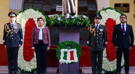 Delfina Gómez rindió homenaje a Miguel Hidalgo en el 216 Aniversario del Inicio de la Independencia