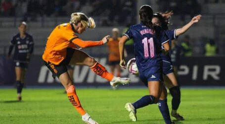 Primer triunfo de Dueñas con Las Diablas y a domicilio