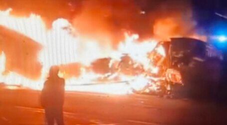 Así fue el incendio por la colisión De 2 tráileres en la México-Toluca