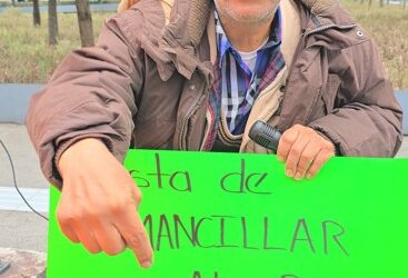 PROTESTAN AMBULANTES, A ELLOS NO LES BENEFICIARÁ LA FERIA DEL ALFEÑIQUE