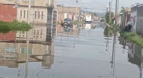 Ya no soportan estancamiento de agua En Valle Nevado, municipio de Calimaya