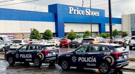Iba de compras y simplemente se desvaneció y murió dentro de Price Shoes, en Tollocan