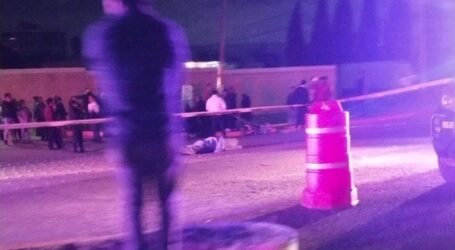 Mujer muere embestida por un auto En Xonacatlán, joven y niña, heridas