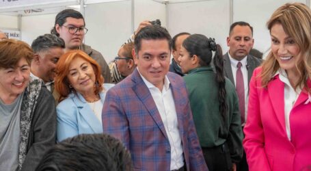 Acerca Ricardo Moreno oportunidades de empleo a familias de San Mateo Otzacatipan