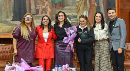 Encabeza Ruth Salinas entrega de reconocimientos de Mujeres Inquebrantables